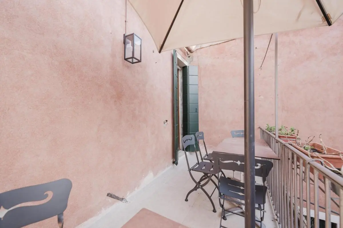 Image 3 of Santo Stefano Palace