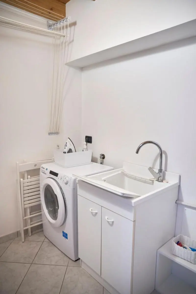 Image 4 of Stella Marina 1