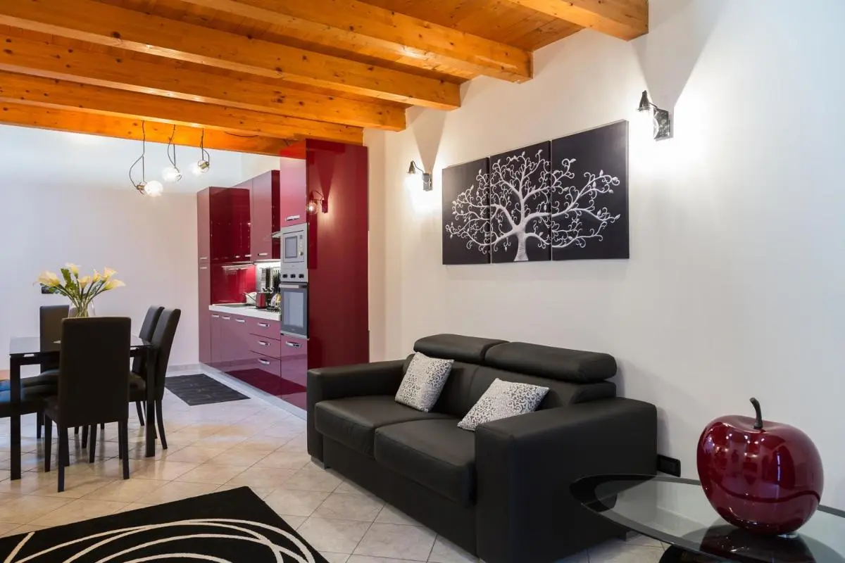 Image 2 of Stella Marina 5