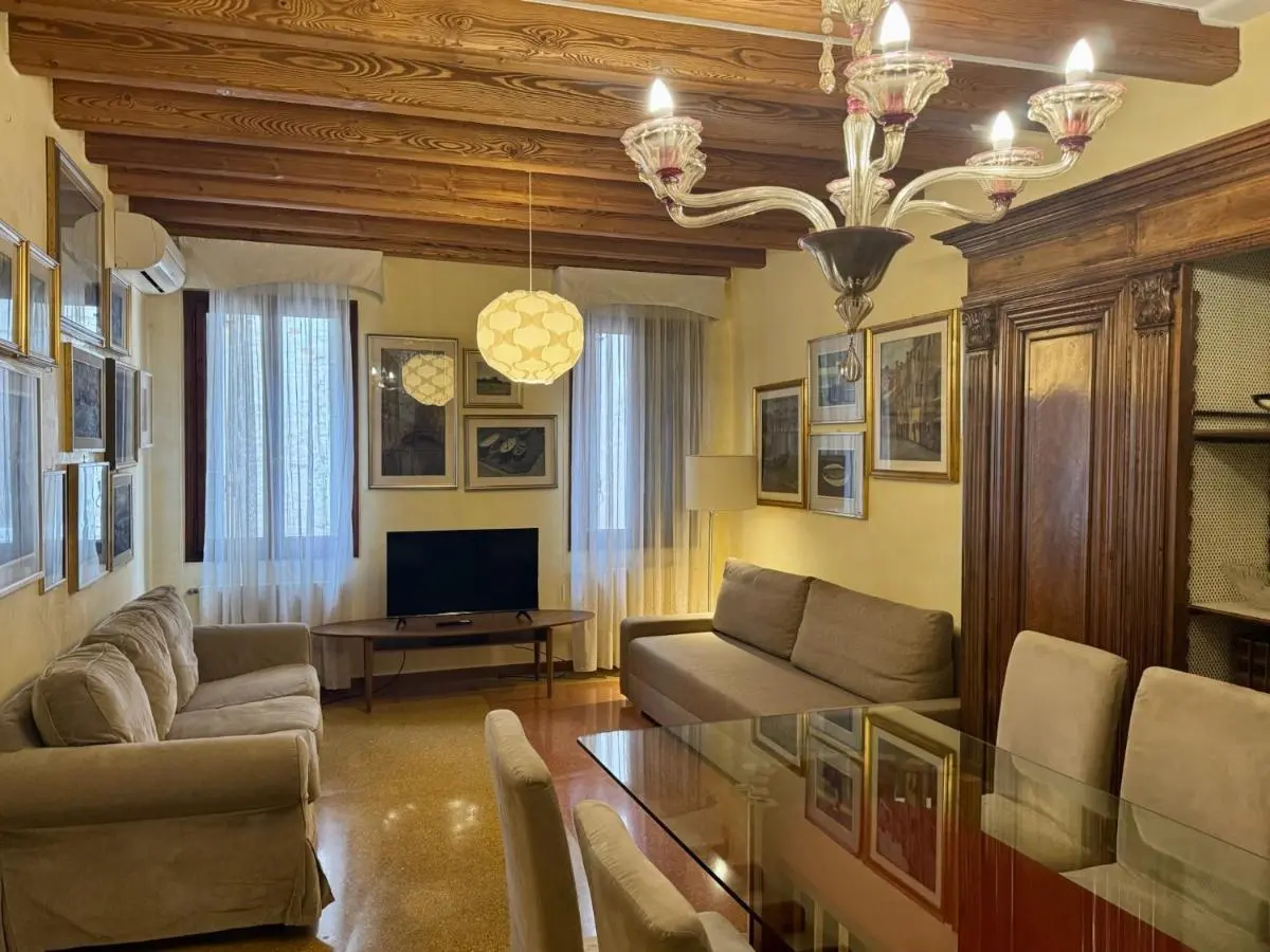 Image 4 of Terrazzi su Piazza San Marco