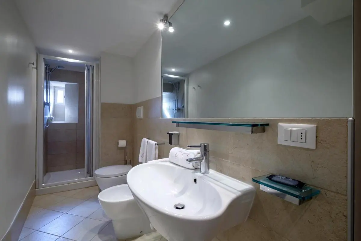 Image 2 of The Lion’s House APT4