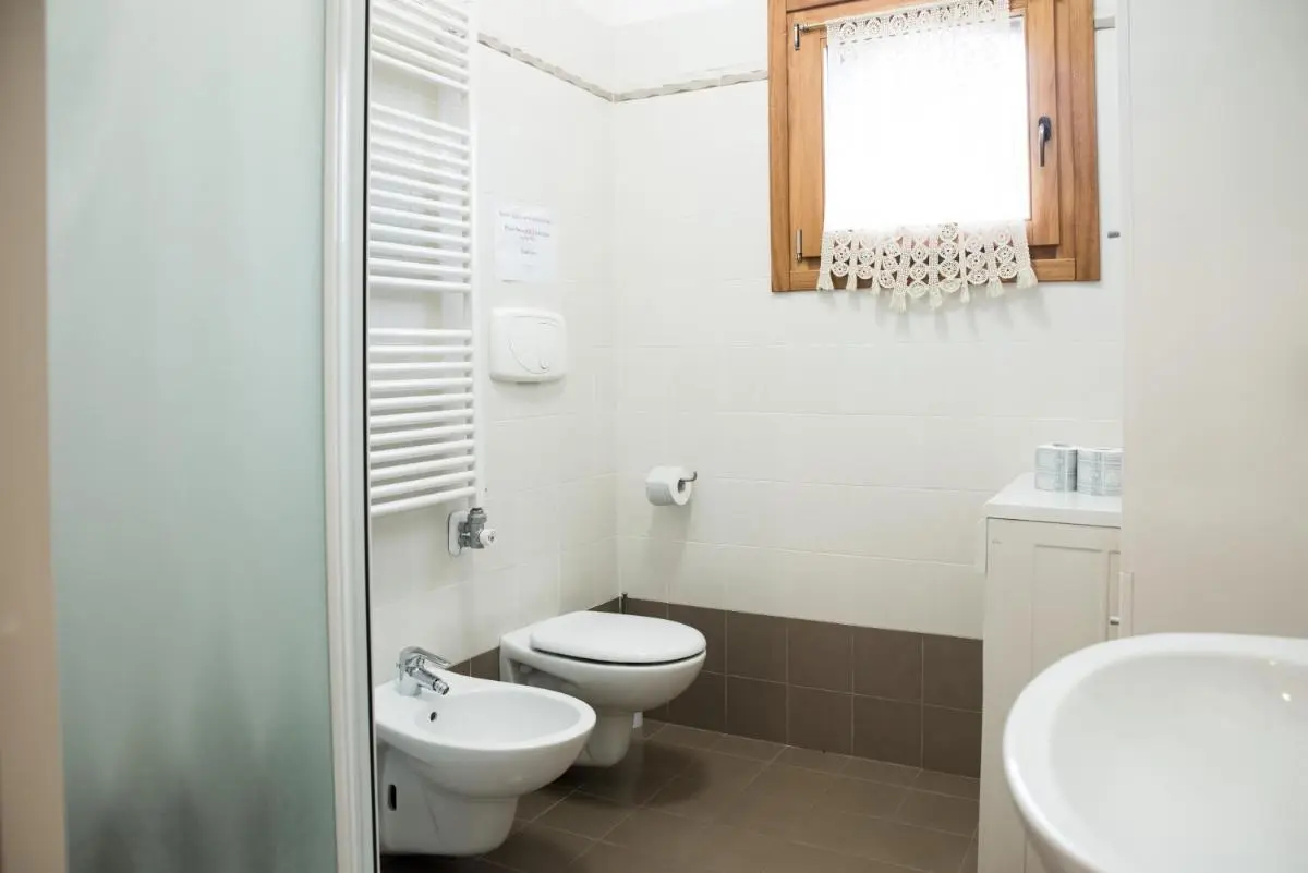 Image 1 of Venetian Mood: Secret Garden