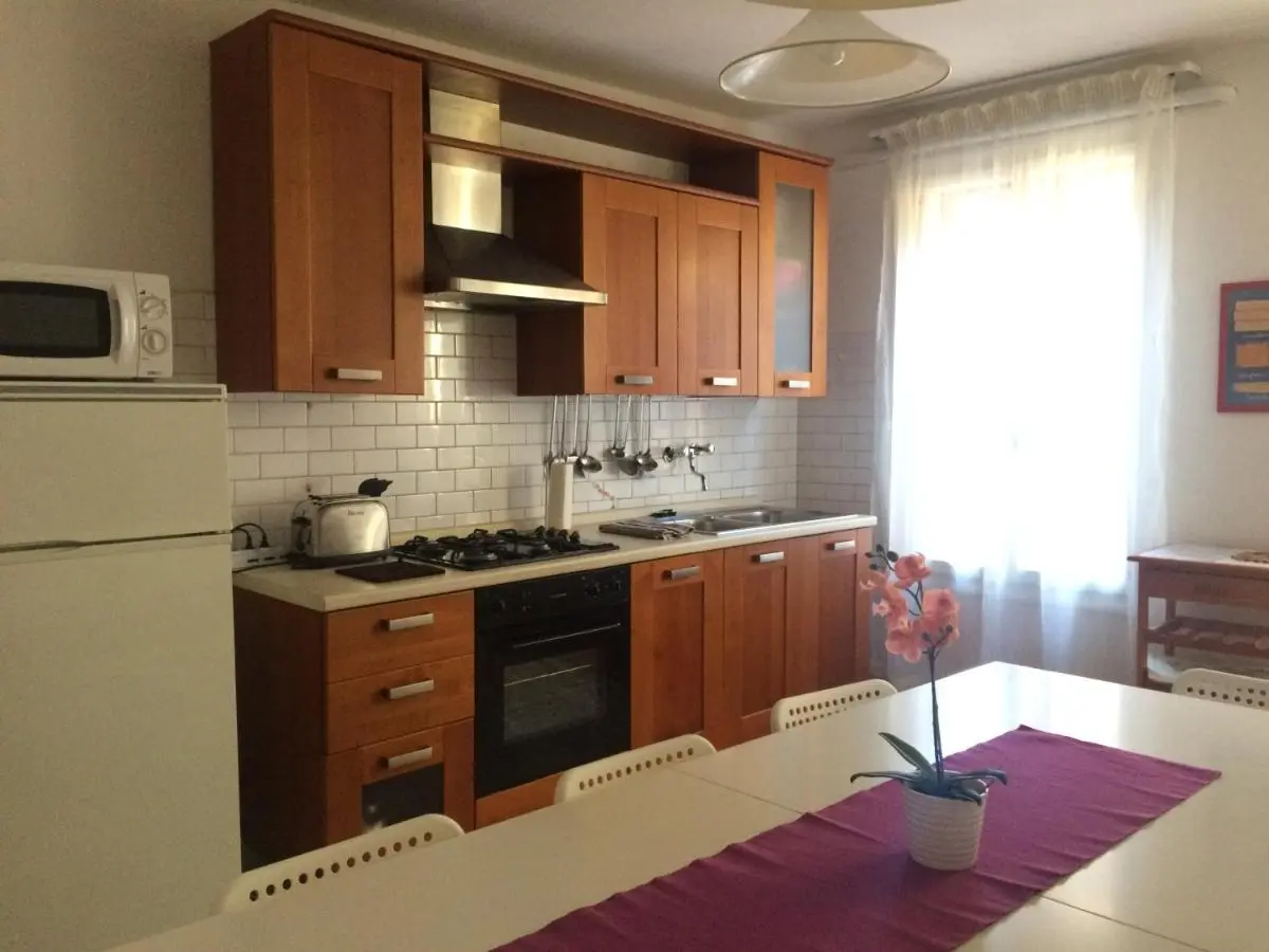 Image 2 of Ve-nice Suite Formosa C5141