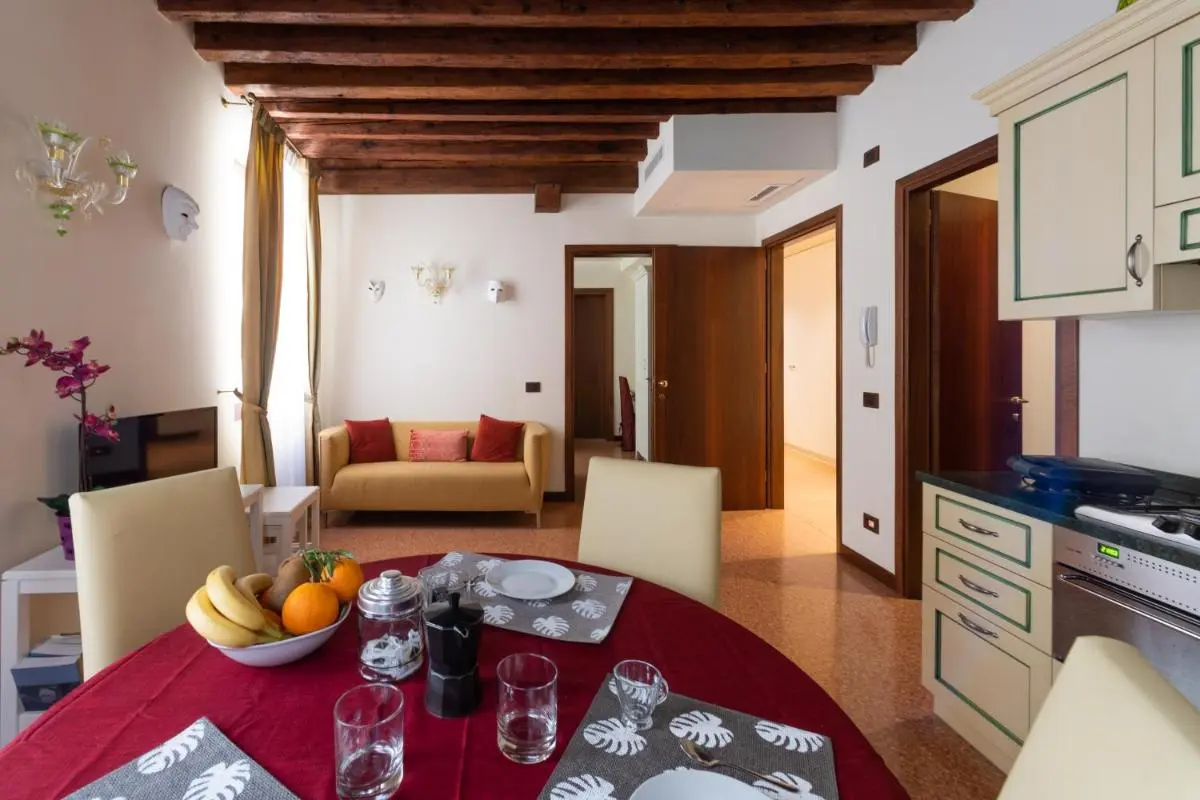 Image 3 of Ve-nice Suite San Marco C4439