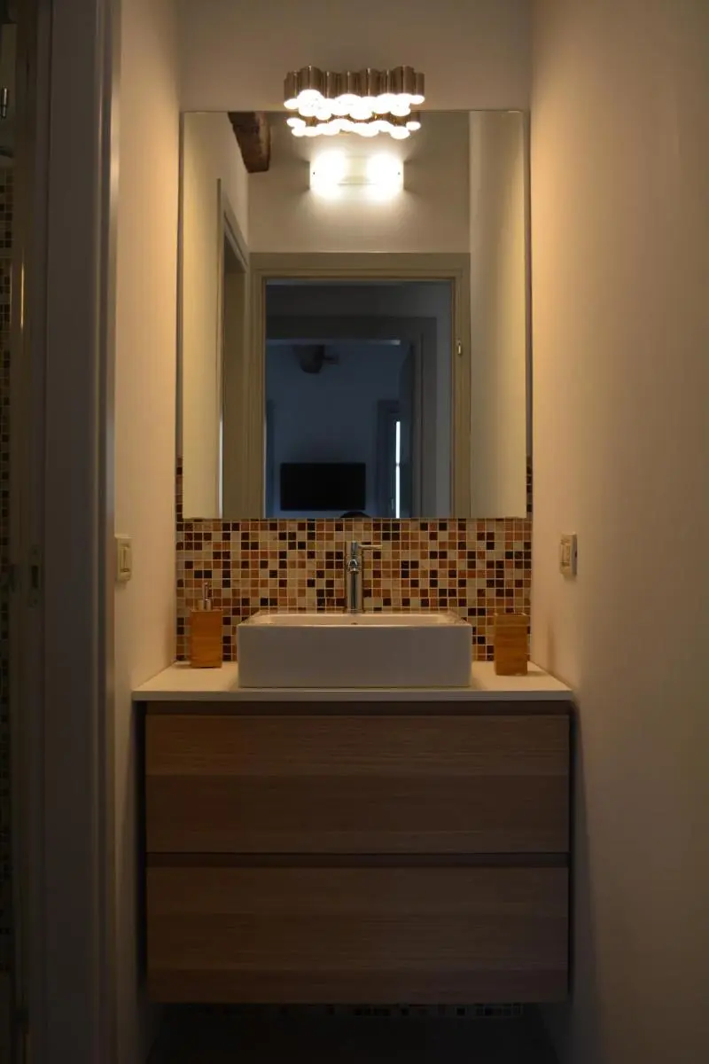 Image 1 of Yellow House