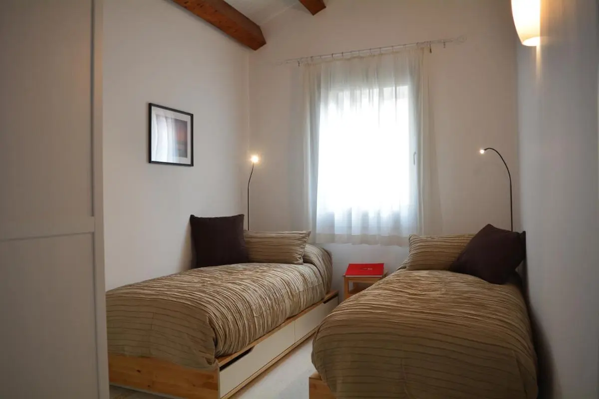 Image 6 of Yellow House