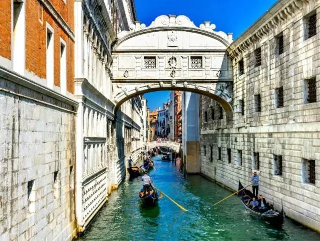 Image 2 of come a casa tua dietro piazza San Marco