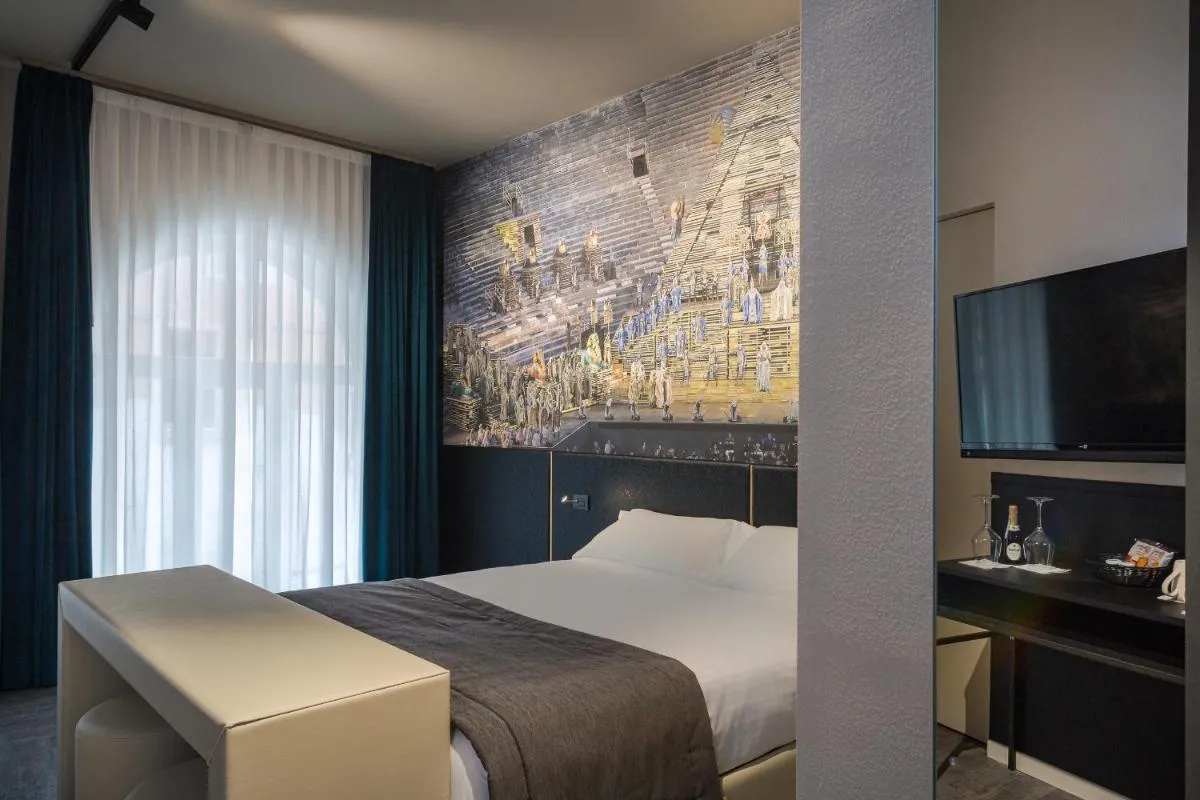 Image 4 of Theatrum Rooms and Suite