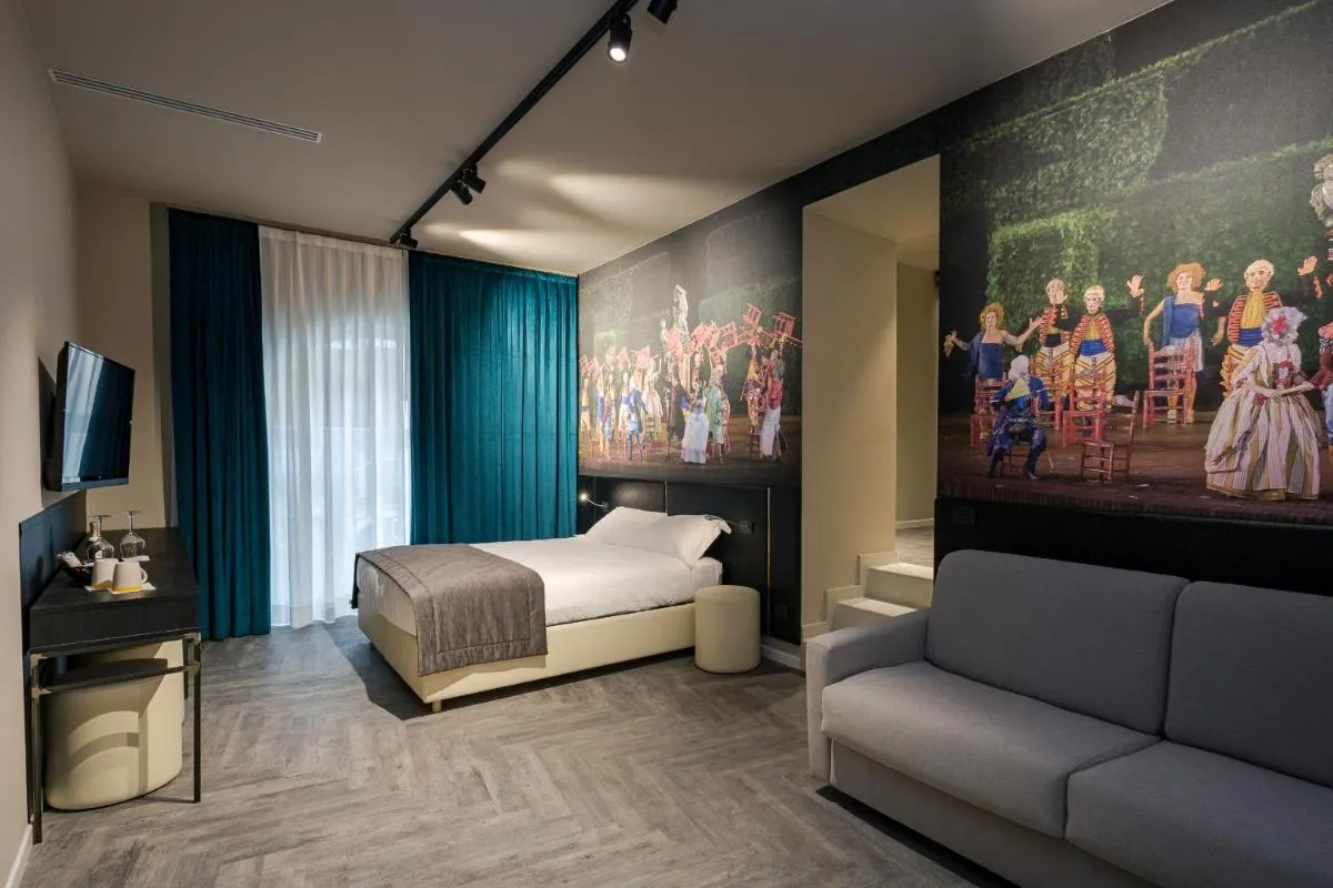 Image 5 of Theatrum Rooms and Suite