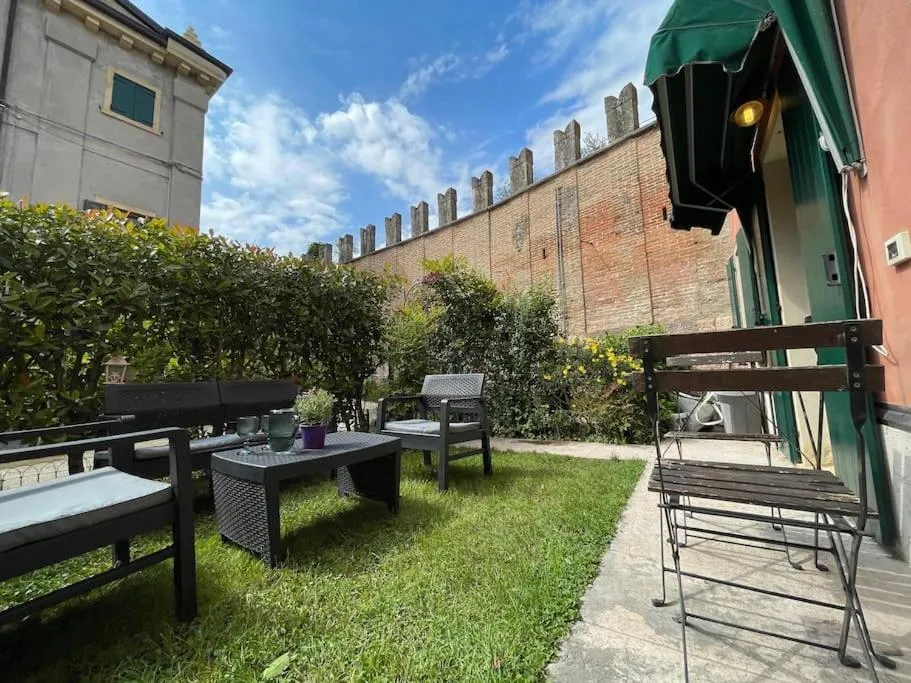 Image of A Verona Grazioso alloggio in antica Corte