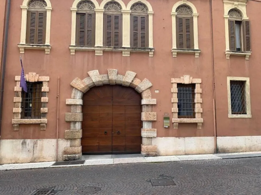 Image of Agli Archi Dell’Arena
