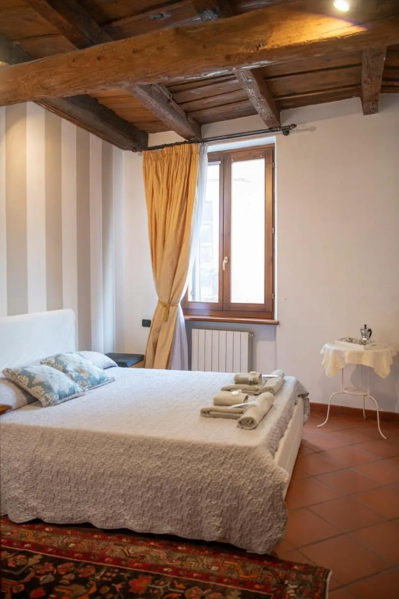 Image 3 of Ai piedi del castello / 4PL / Apt. FULL
