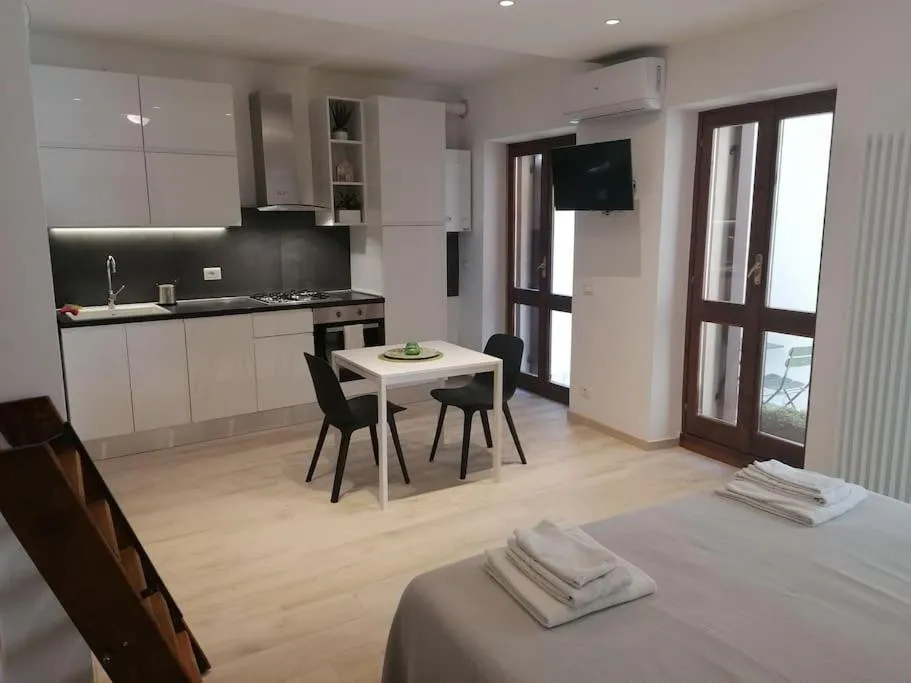 Image of AmmoniteApartments Arena da Lucia
