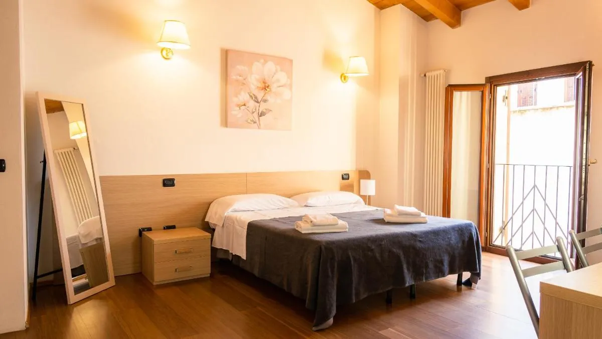 Image 1 of Antiche Mura – Italian Homing