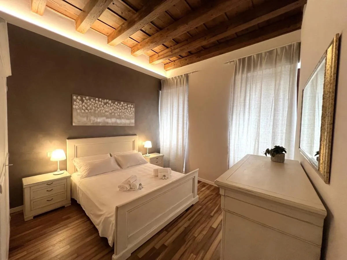 Image 1 of Arena Interno 5