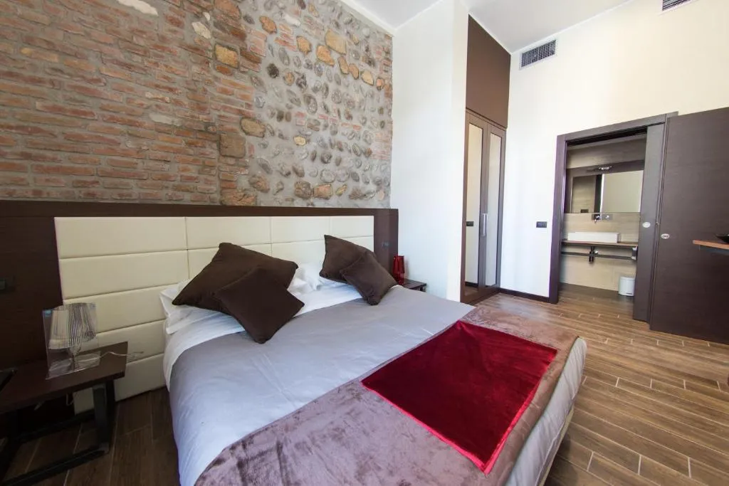 Image of Arena Luxury Rooms