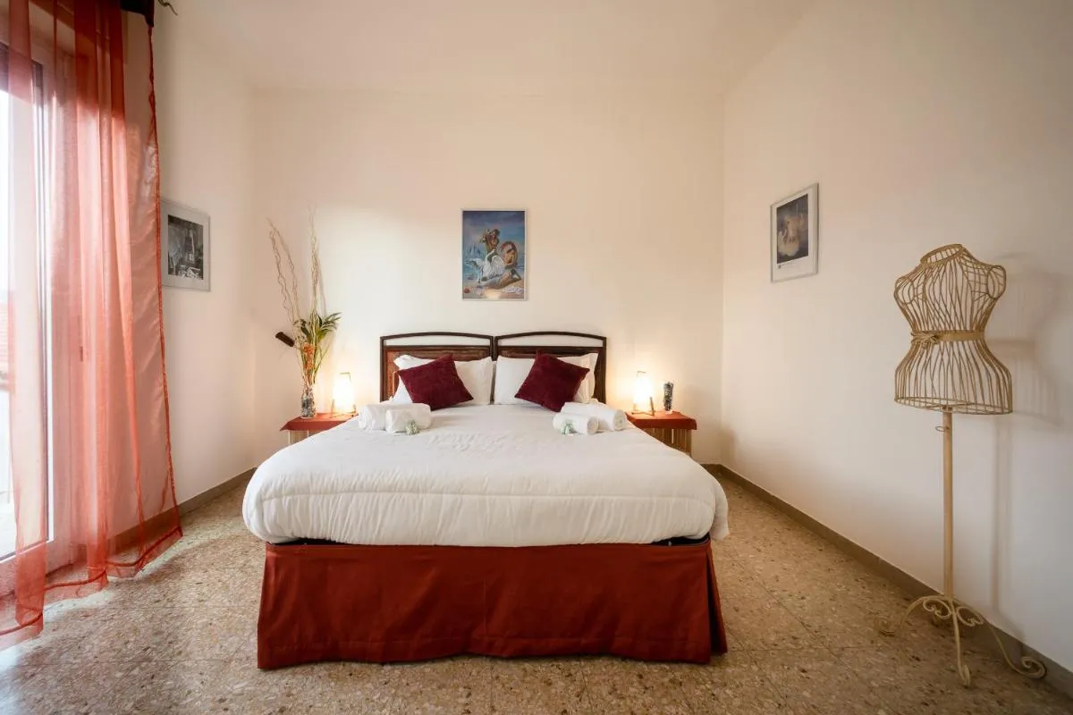 Image 1 of Atelier Berico
