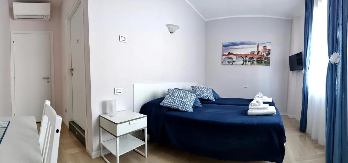Image 1 of B&B Valverde