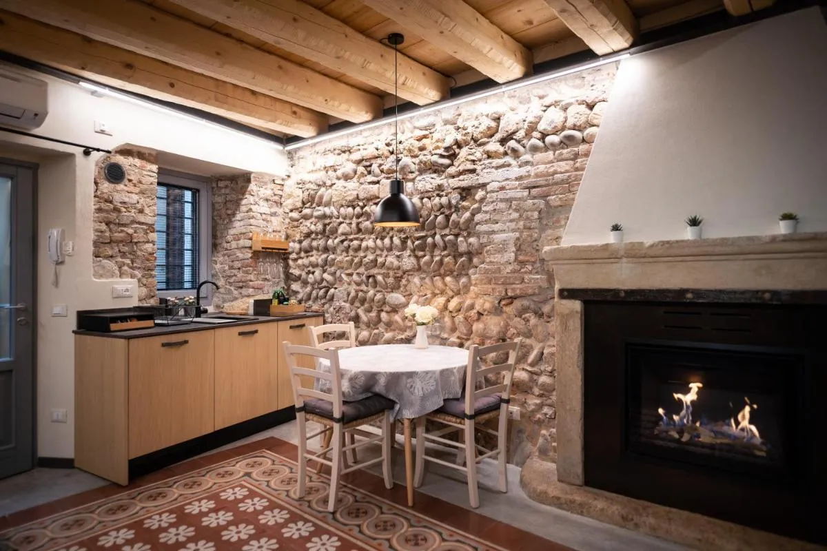 Image 3 of BECKET VERONA FLAT