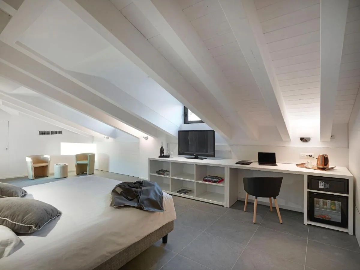 Image 1 of Boutique Hotel Touring