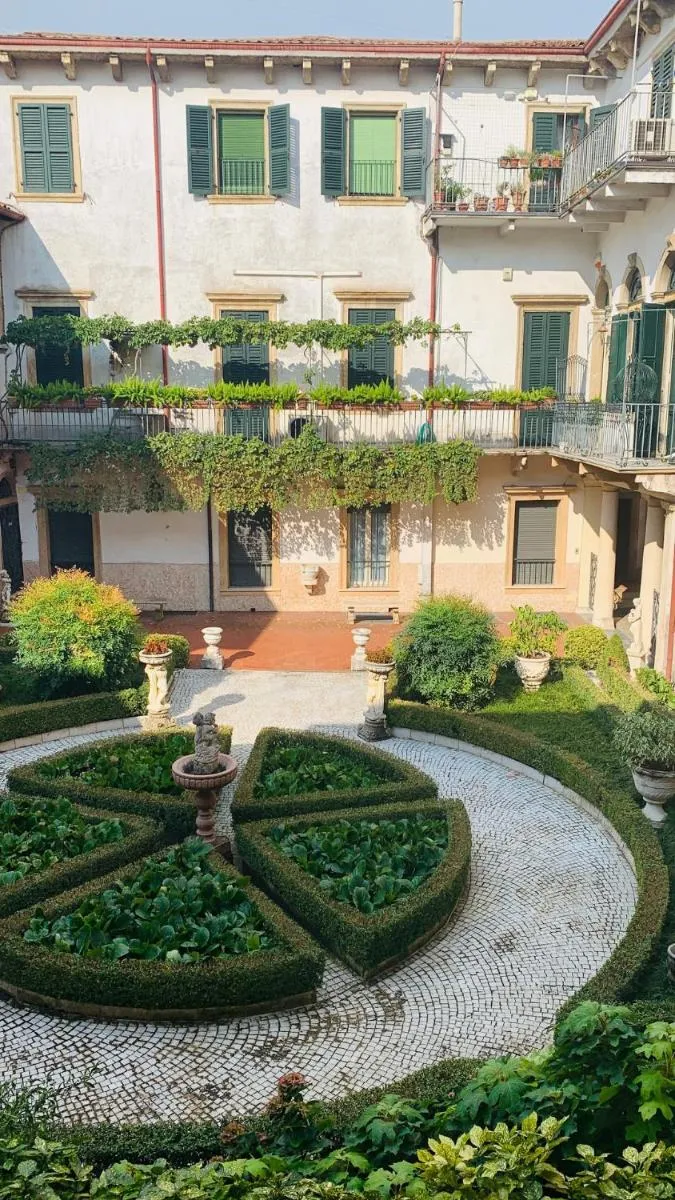 Image 3 of CASA LASTRA