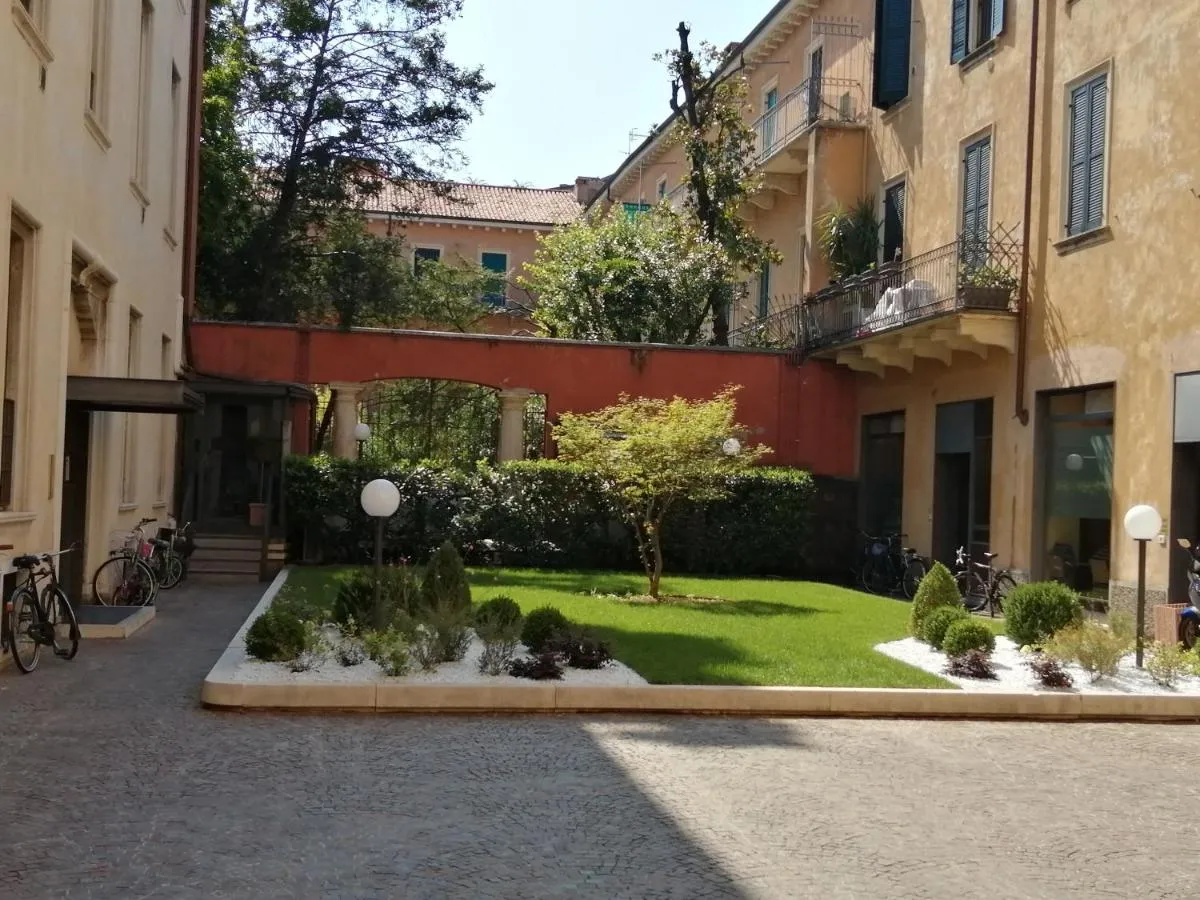 Image 2 of CASTLE VIEW LODGE intero appartamento Verona centro storico