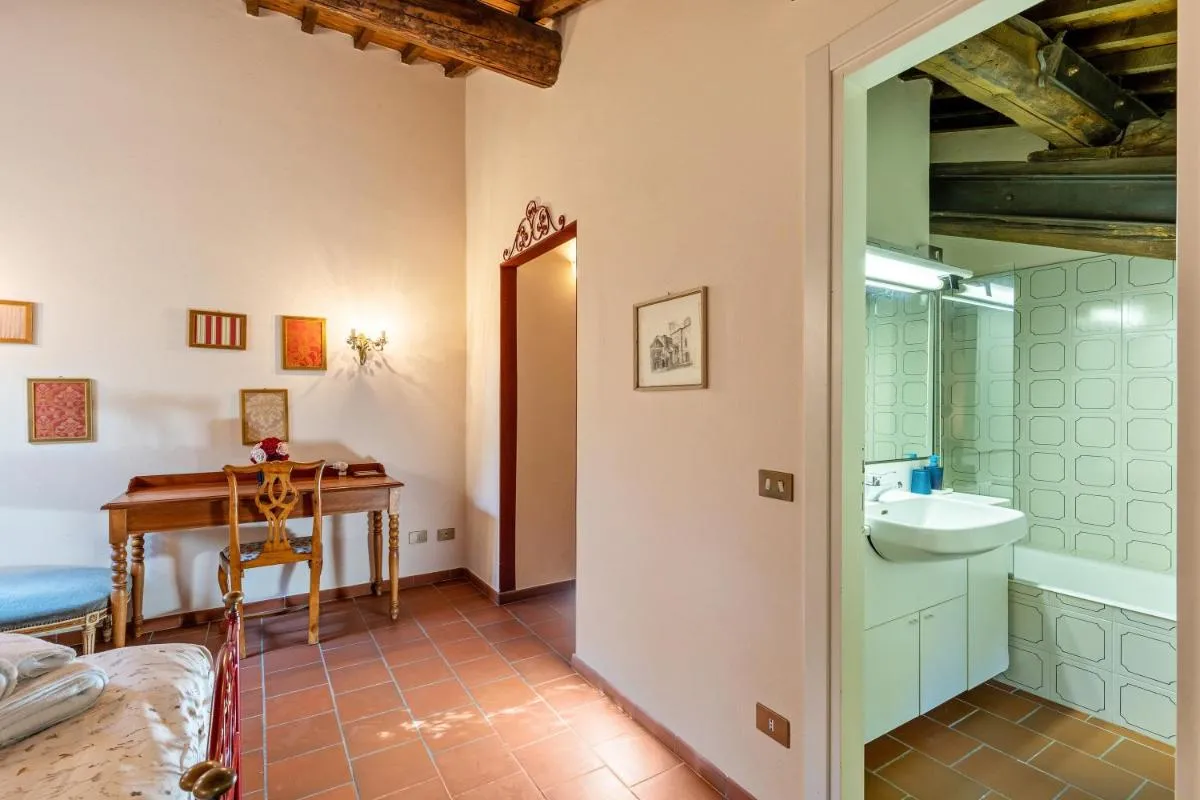 Image 2 of Casa Rossa Vendri
