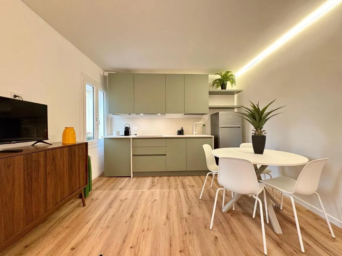 Image 3 of Central Elegant Apartment in Verona