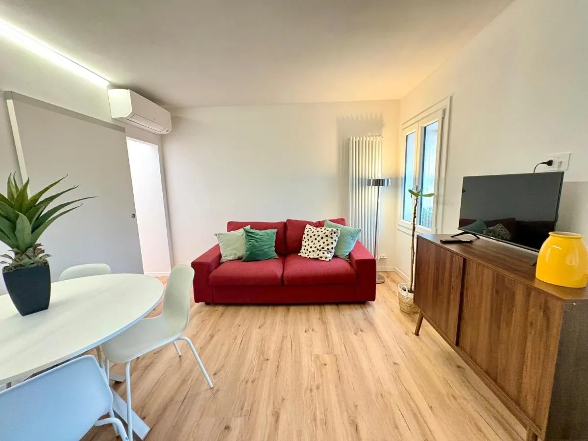 Image 4 of Central Elegant Apartment in Verona