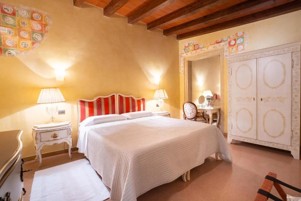 Image 3 of Corte Farina Suites