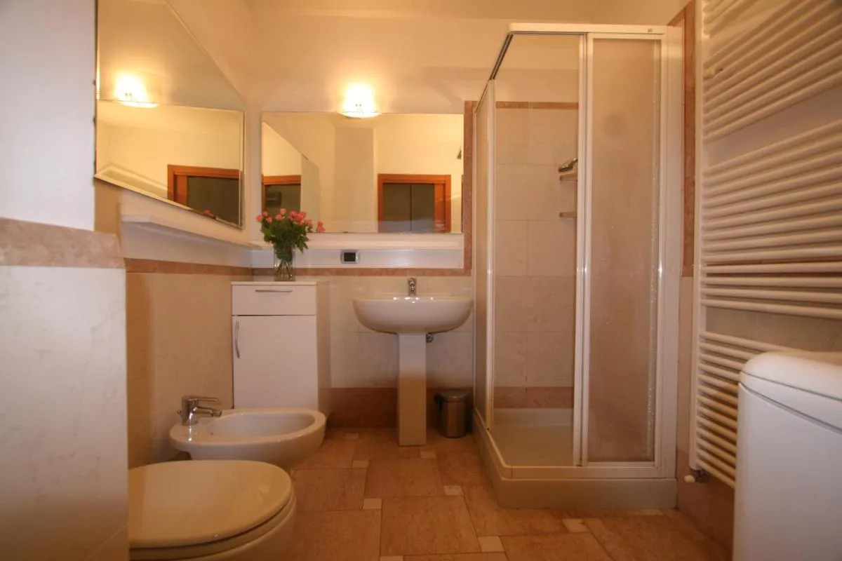 Image 2 of Cortiletto