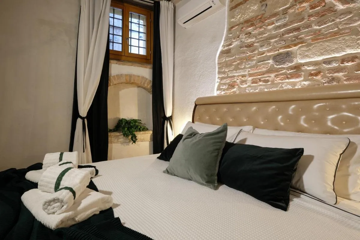 Image 5 of Dimora Scaligera Luxury Apartment