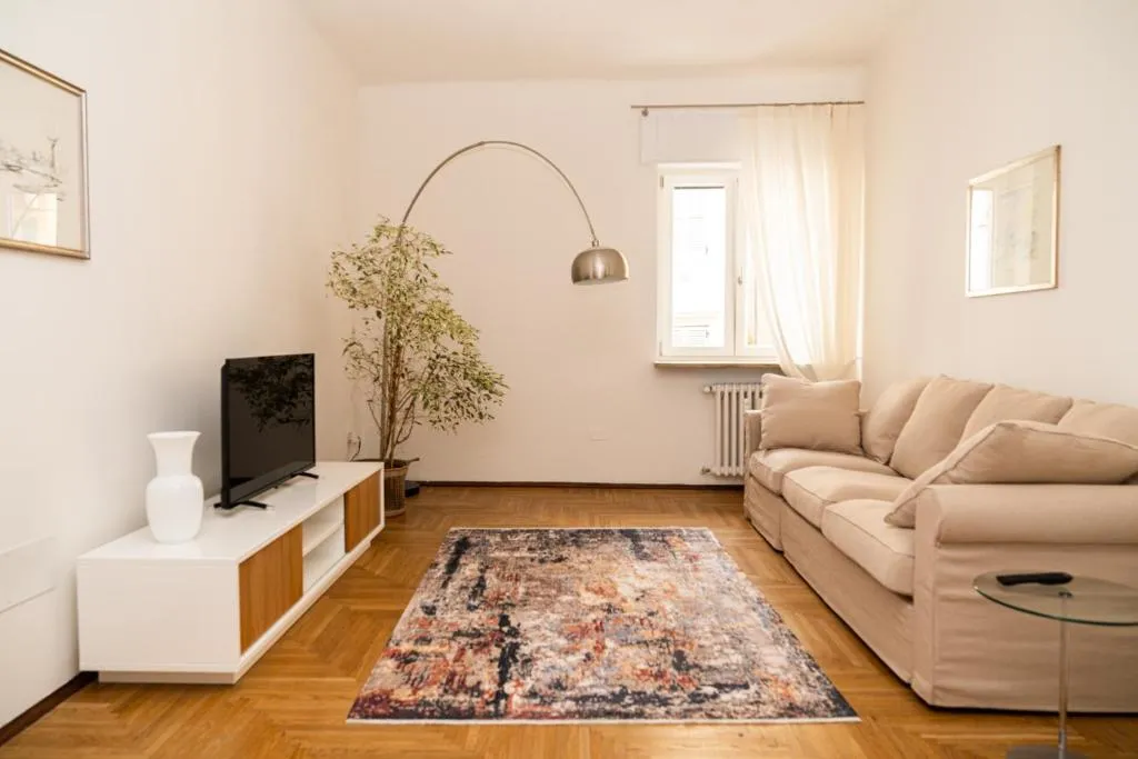 Image of Domus Verona – Elegante residenza con affaccio su Porta Leoni