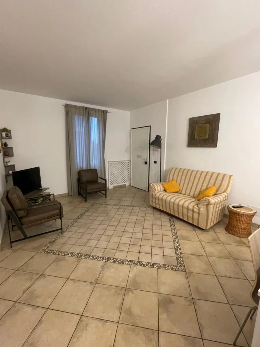 Image 1 of FACCIO17