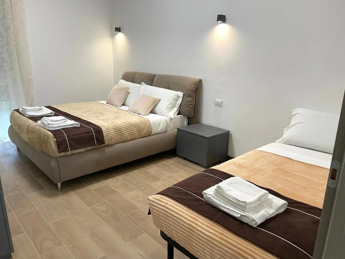 Image 1 of FIERA ROOMS