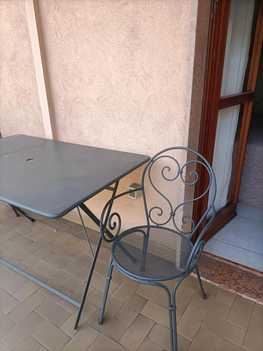 Image 4 of GuestHouse127