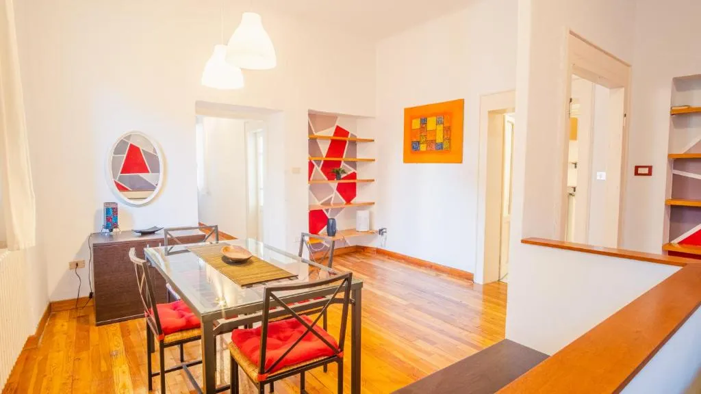 Image of Historical Filippini Flat – Italian Homing