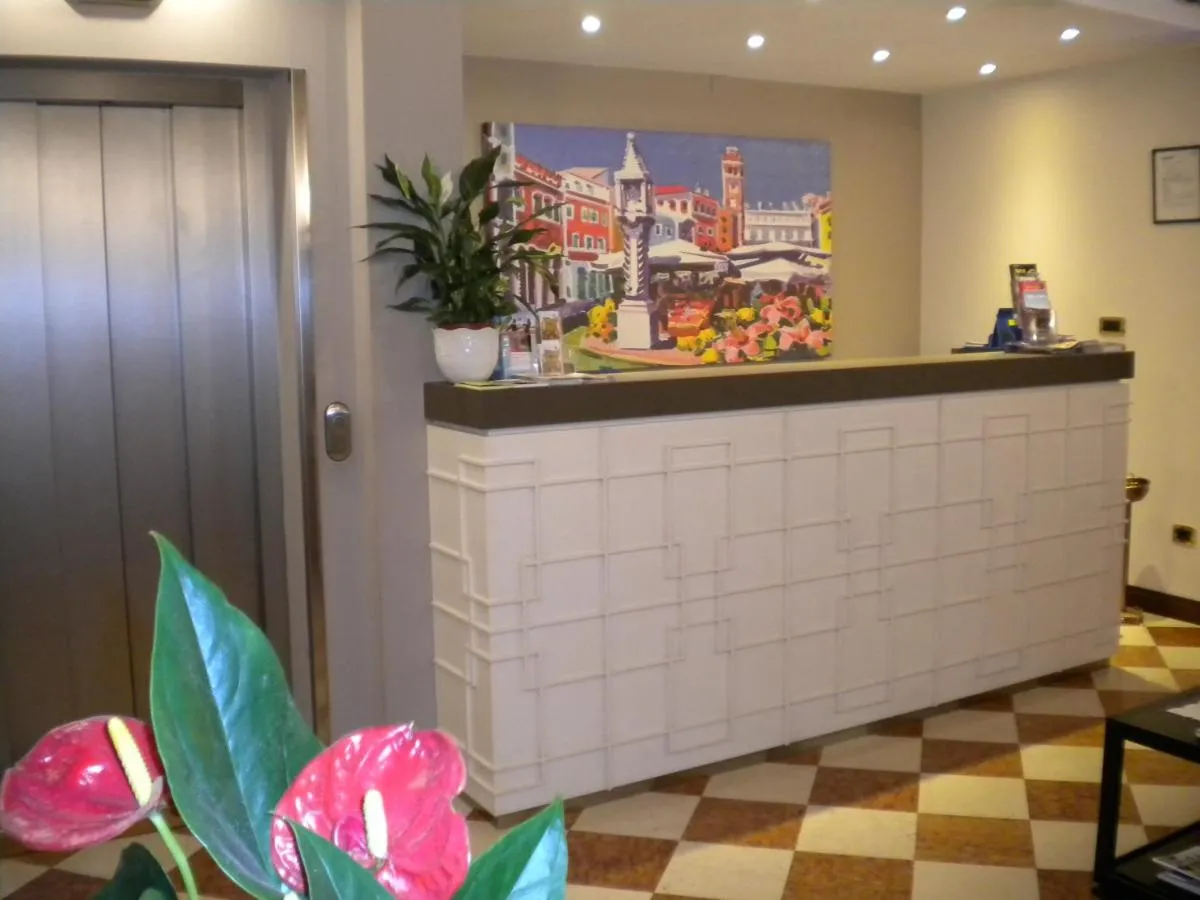 Image 6 of Hotel Aurora