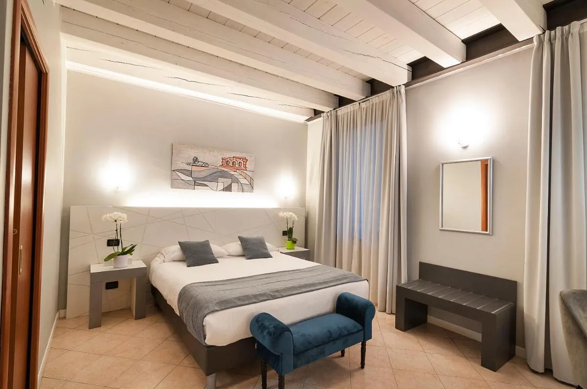 Image 1 of Hotel Fontana Verona