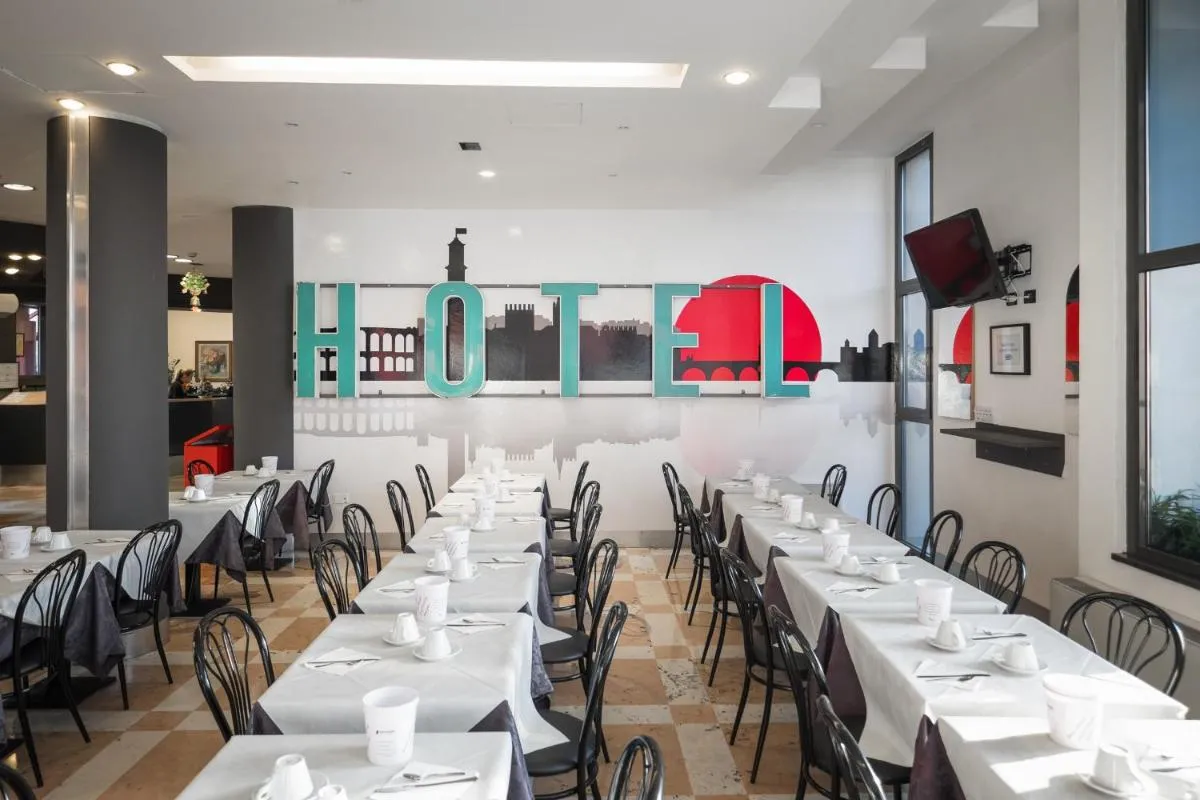 Image 3 of Hotel Martini