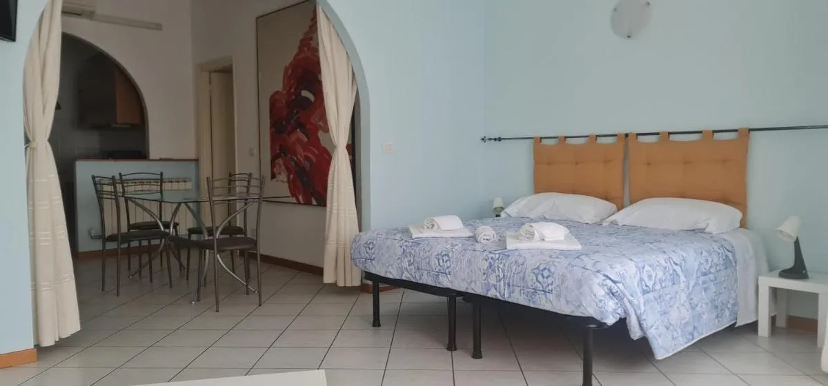 Image 4 of House Verona In
