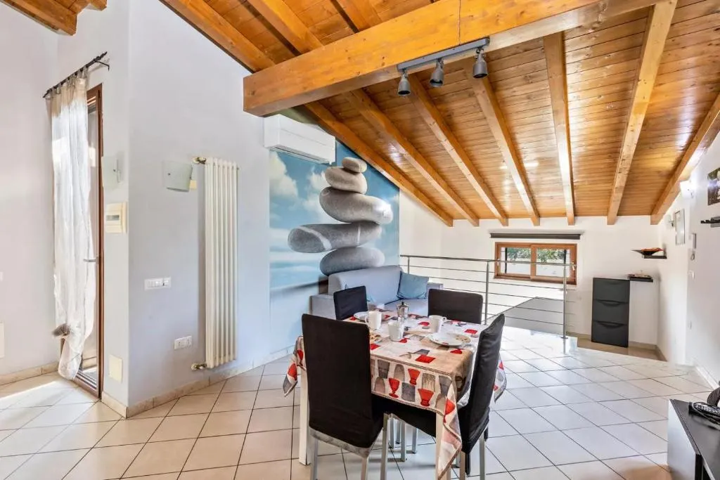 Image of House Verona Zen