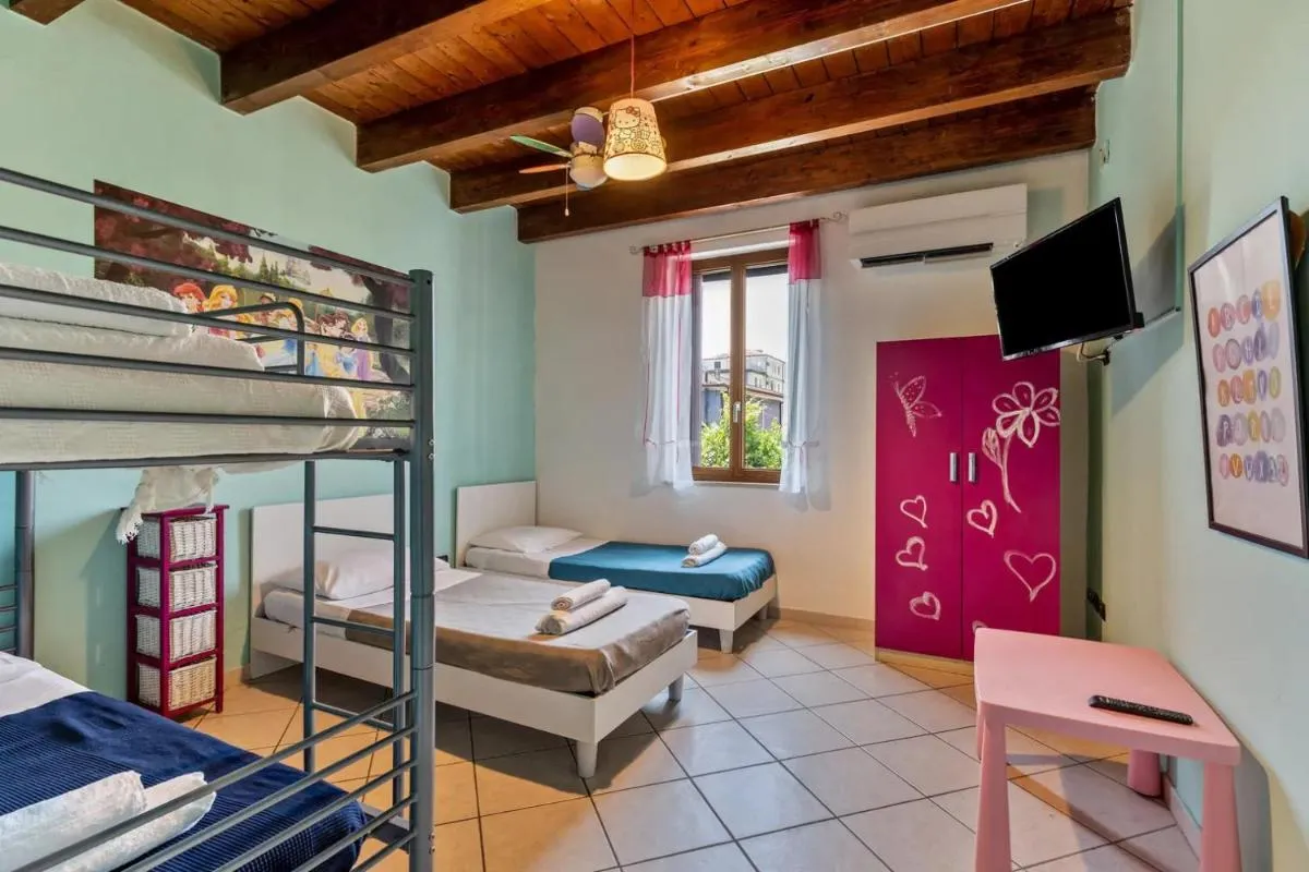 Image 1 of House Verona Zen