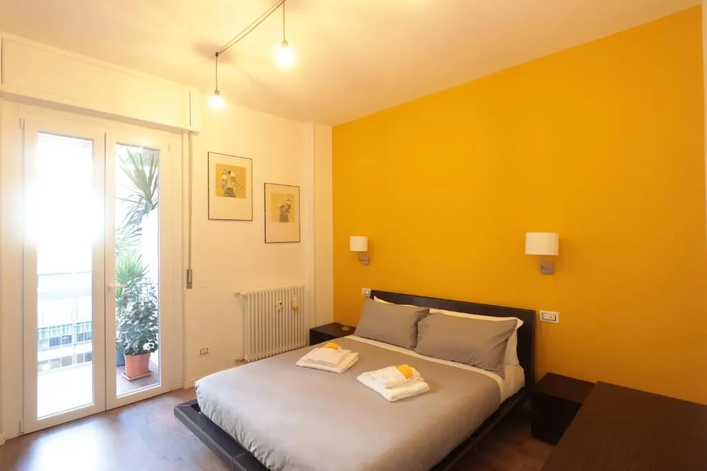 Image of Il Petalo Giallo