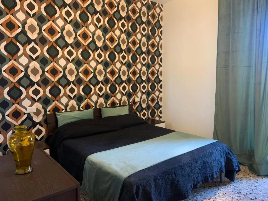 Image of Interno 6