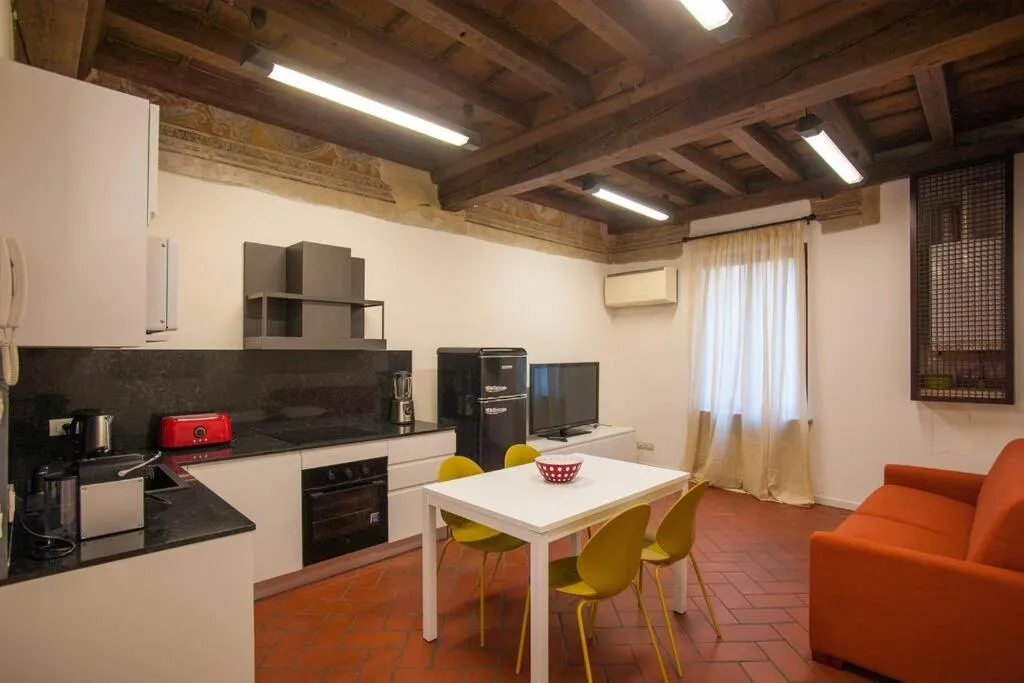 Image 2 of Italianflat – Veronetta Flat