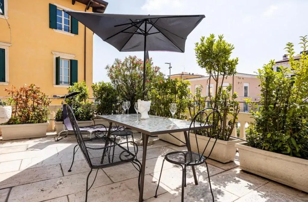 Image of Juliet’s Green Terrace [FREE PARK]