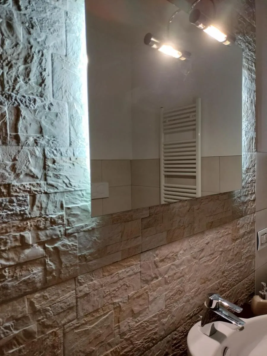 Image 3 of Juliet’s Neighbours- Luxury apartment