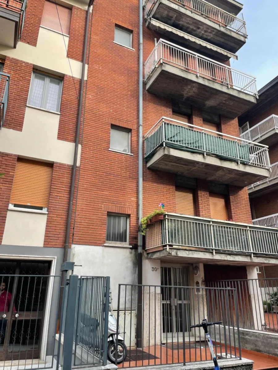 Image 5 of Juliet’s apartment