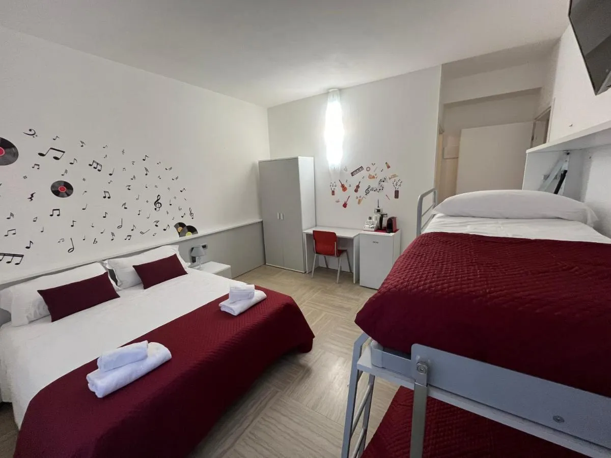 Image 1 of La Lirica rooms